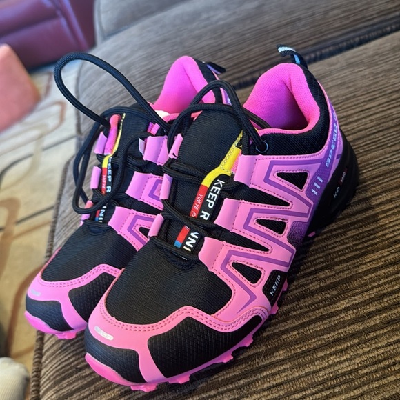 Women’s Keep Running Sneakers Size 8 1/2 - Picture 10 of 10